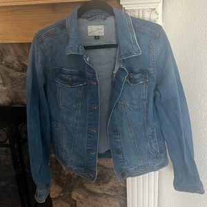 Universal thread Jean jacket size M